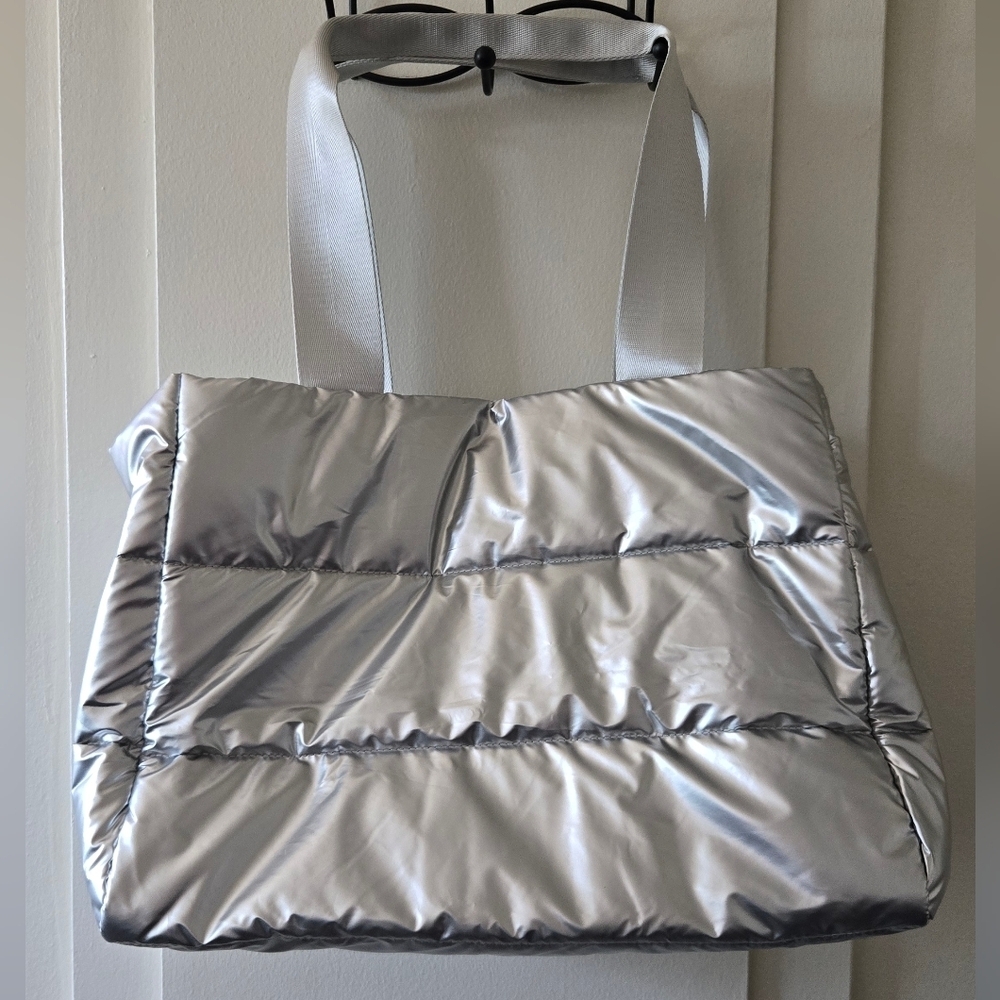 Dr Driss Y2k Silver Women's Puffer Tote Bag NWOT - Picture 9 of 10